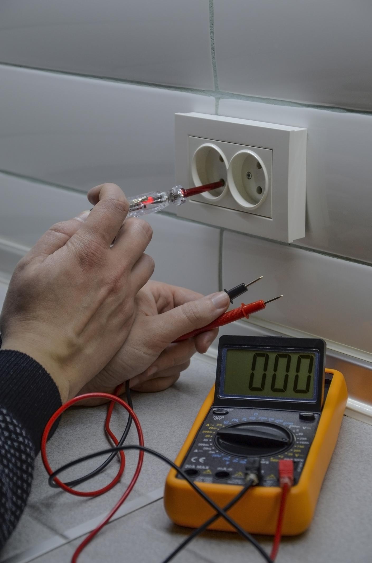 Awarie i usterki elektryczne – realizacja 3